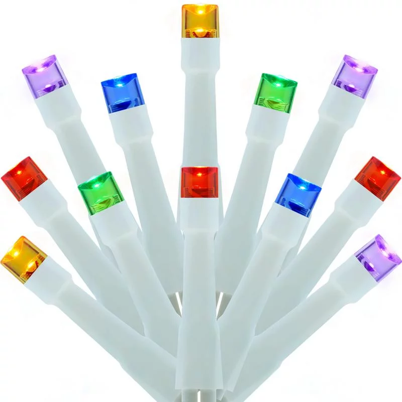 Современные светодиодные гирлянды с разноцветными лампочками для новогоднего оформления медицинских учреждений