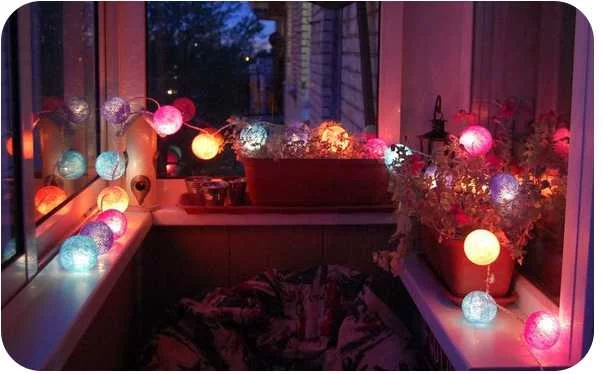 Где используется гирлянда шарики Применение гирлянды-шариков для украшения деревьев