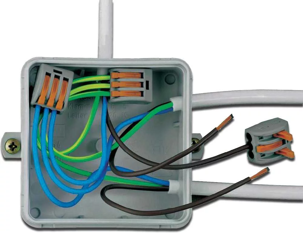 сборки монтажной коробки с влагозащитой IP44