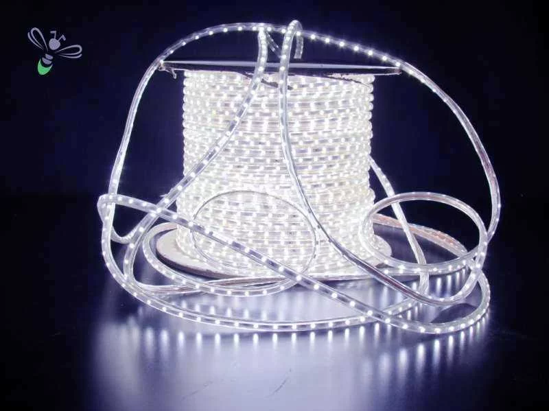 Крупный план светодиодного дюралайта