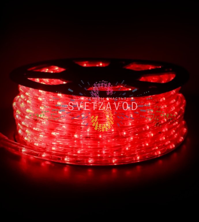 Крупный план гибкого светодиодного дюралайта Rich Led красного цвета, диаметр 13 мм, видны отдельные светодиоды и прозрачная влагозащищенная оболочка.