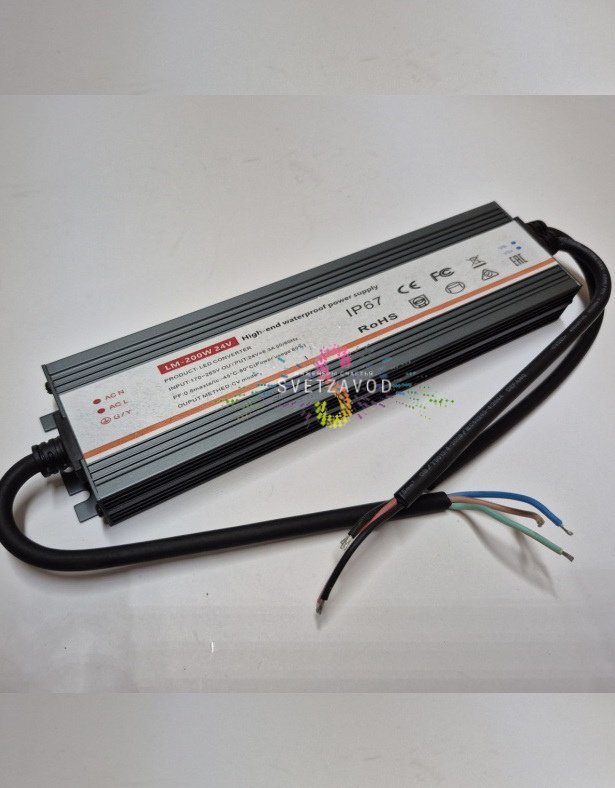 Металлический влагозащищенный блок питания SPB-1105 на 24В и 200W с клеммами для подключения, степень защиты IP67, для уличного использования.