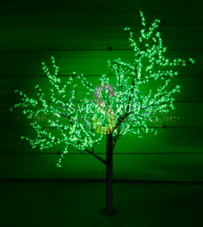 Детальное фото светодиодного дерева Сакура: коричневый ствол, ветви диаметром 2 метра с 1728 зелеными светодиодами, защита IP54.