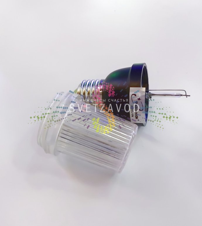 Крупный план ксеноновой строб-лампы с цоколем Е27. Видны герметичный корпус, маркировка 220В и степень защиты IP65.