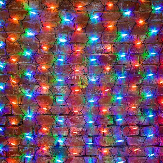 Детальное фото гирлянды-сети Neon-Night: прямоугольная сетка из ромбов с красными, желтыми, зелеными и синими светодиодами, черный влагозащищенный каучуковый провод, коннекторы.