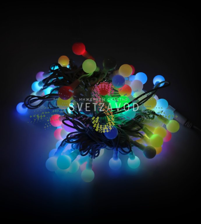 Детальное фото гирлянды Шарики: 100 светодиодных шаров RGB на белом каучуковом кабеле длиной 15 метров, степень защиты IP65.