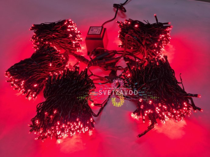 Детальное фото Клип Лайт Спайдер SSP-377: 5 нитей красных мерцающих светодиодов на черном ПВХ проводе, блок питания 220/24В, упаковка.
