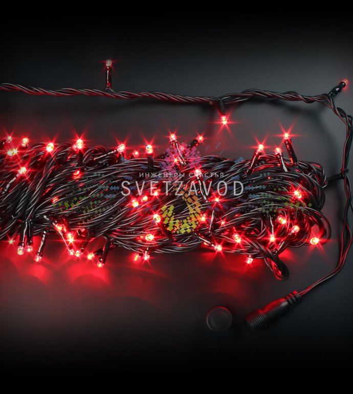 Детальное фото гирлянды-нити Твинкл Лайт Rich Led: красные DIP-светодиоды на черном ПВХ-кабеле, степень защиты IP54, длина 20 метров.
