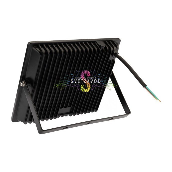 Черный алюминиевый уличный прожектор REXANT 50Вт RGB с пультом дистанционного управления, вид спереди и сбоку