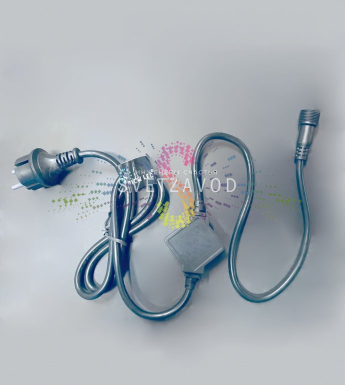 Детальное фото блока питания Rich Led SPL-780: черный корпус, провод из ПВХ, маркировка 220В 4А, степень защиты IP65.