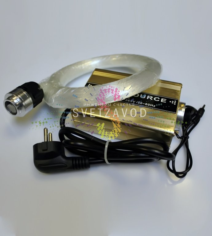 Детальное фото комплекта Звездное небо: проектор, 100 оптоволоконных нитей разной длины (2-5м), пульт ДУ, блок питания 220В.