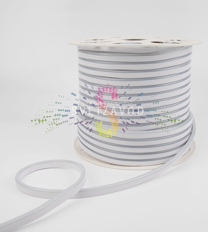 Детальное фото светодиодного гибкого неона Neon-Night: синяя светящаяся лента, матовая прямоугольная оплетка 8х16 мм, видна плотная установка SMD2835 диодов.