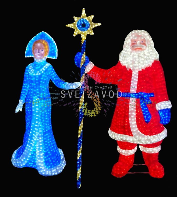 Детальное фото акриловой 3D фигуры Снегурочки с 5500 светодиодами. Видны кокошник, прочный каркас и равномерная подсветка. Фигура в упаковке 190х105х76 см.