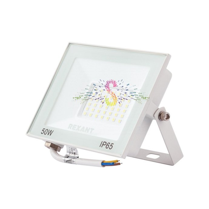 Детальное изображение светодиодного прожектора REXANT 50Вт в белом алюминиевом корпусе со стеклянным рассеивателем, демонстрирующее крепление и габариты 14.5х13х3.3 см.