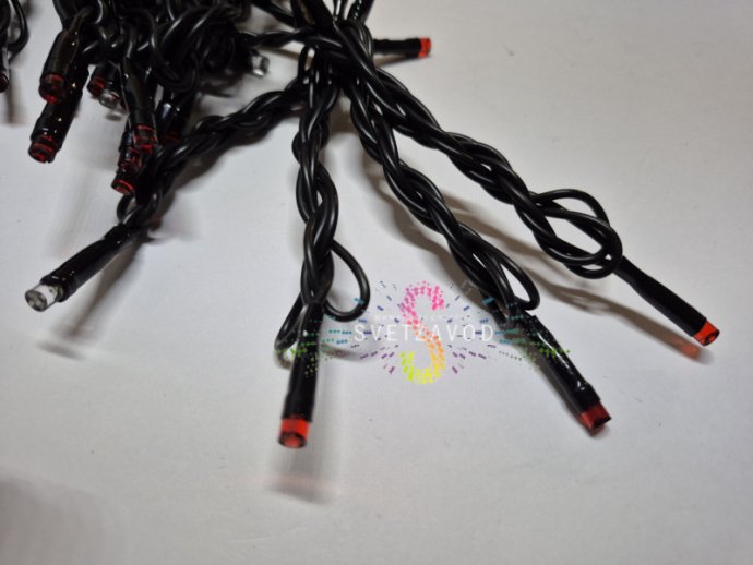 Детальное фото Клип Лайт Спайдер SSP-377: 5 нитей красных мерцающих светодиодов на черном ПВХ проводе, блок питания 220/24В, упаковка.