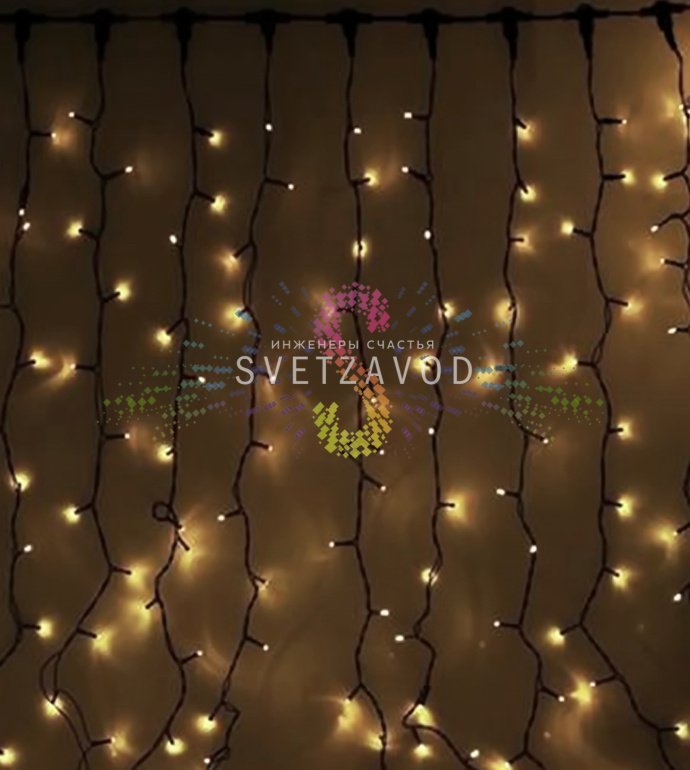 Детальное фото светодиодного дождя Rich Led 2х9м: горизонтальный шлейф 2 метра с 20 вертикальными нитями по 9 метров, черный провод ПВХ, теплые белые светодиоды.