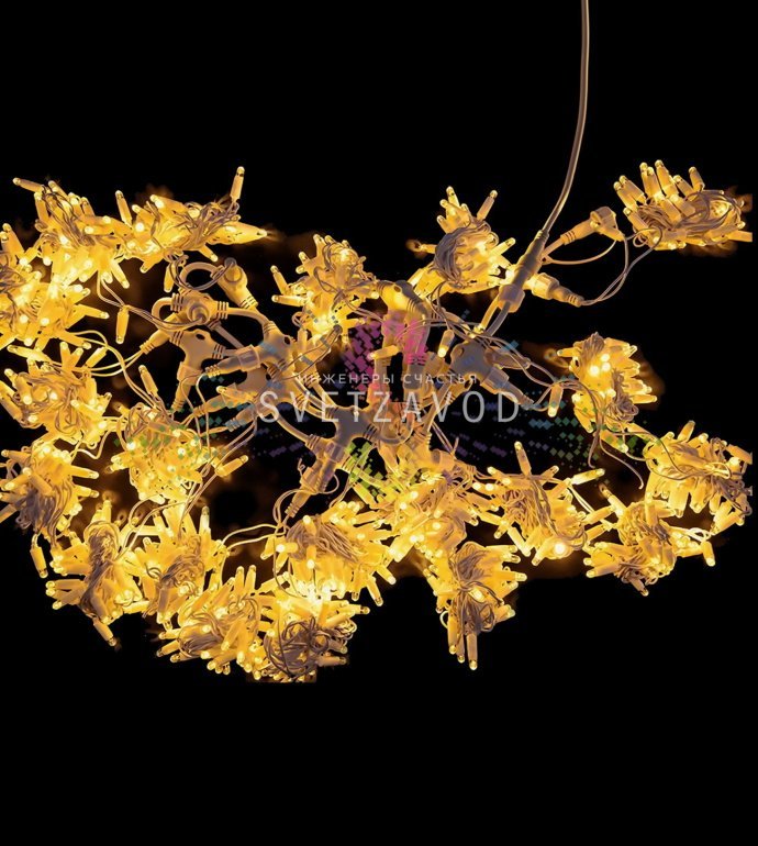 Детальное фото светодиодного дождя Rich Led SPL-807: горизонтальный шлейф 2м с 20 нитями по 3м, белый провод ПВХ, светодиоды с защитными колпачками.