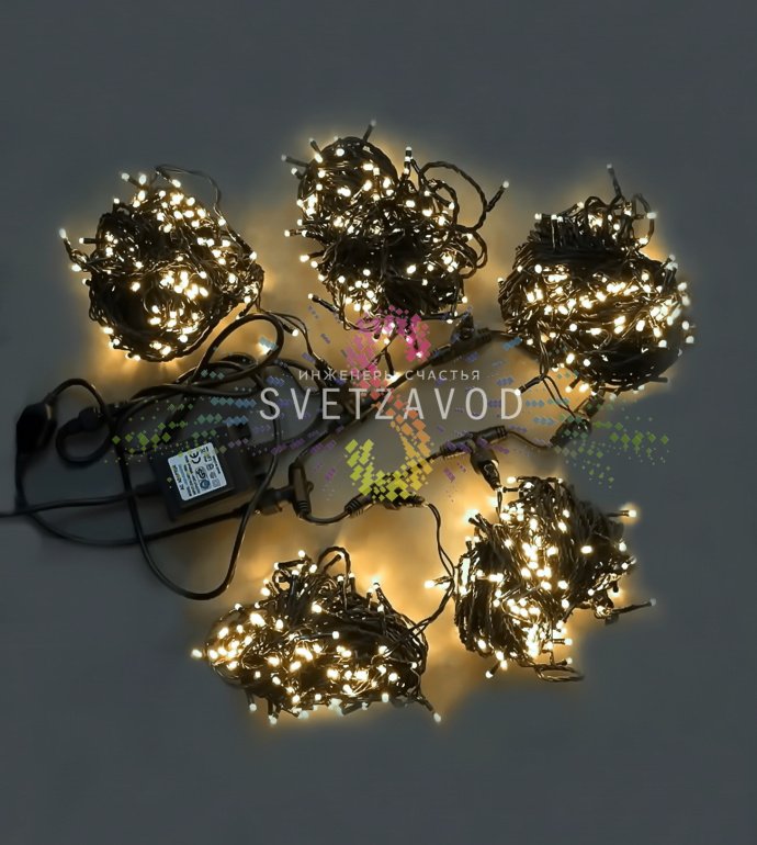 Детальное фото светодиодной гирлянды Клип Лайт Спайдер SSP-412: 5 черных ПВХ-нитей по 20м с теплыми белыми светодиодами, блок питания, упаковка