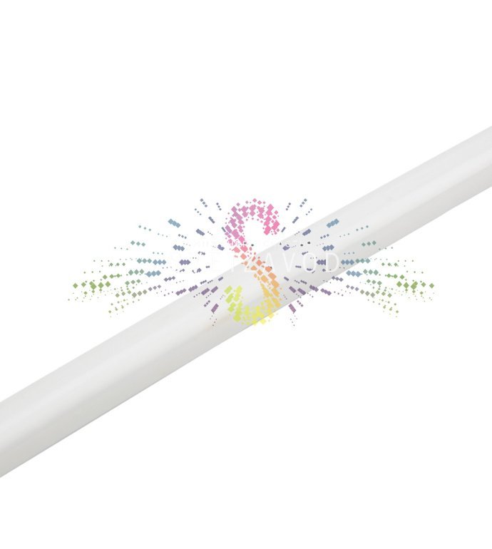 Крупный план светящегося гибкого неона круглого профиля диаметром 16 мм с равномерным теплым белым свечением на 360 градусов.