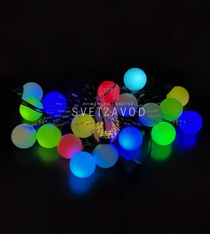 Детальное фото гирлянды Шарики: 20 светодиодных шаров RGB на черном каучуковом шнуре, защита IP65, для уличного и интерьерного использования. Детальное фото гирлянды Шарики: 20 светодиодных шаров RGB на черном каучуковом шнуре, защита IP65, для уличного и интерьерного использования.
