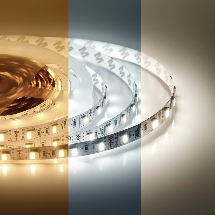 Детальное фото LED ленты 12В CCT двухцветной, SMD5050 60LED/м, ширина 10мм, IP20, отрезок 5м, видна кратность реза 50мм.
