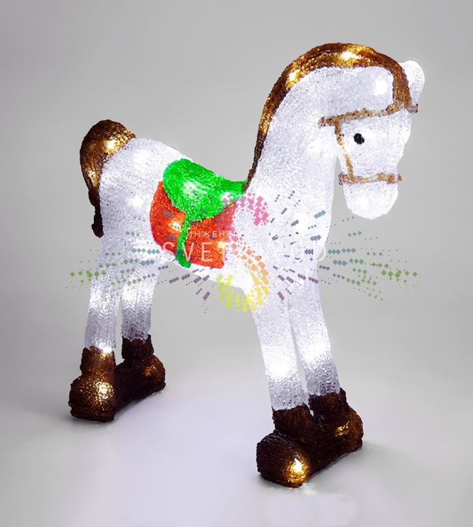 Детальное фото акриловой 3D фигуры Лошадка с 60 светодиодами, металлическим каркасом и блоком питания. Видны габариты 38х13х38 см.