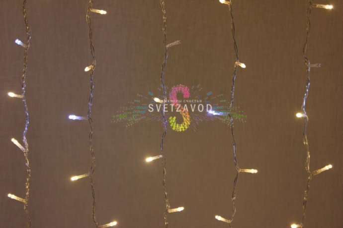 Детальное изображение светодиодного дождя: видны горизонтальный шлейф 2м, 20 вертикальных нитей по 3м, черный провод ПВХ и светодиоды с эффектом мерцания.