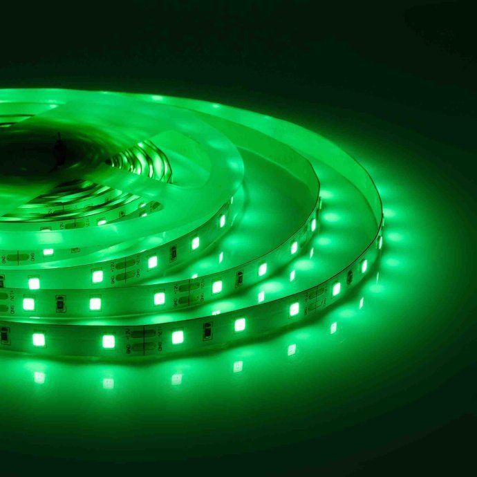 Детальное фото зелёной светодиодной ленты 12В ПРО SMD3528 IP20 60LED/м 5м на белой двухслойной основе 8мм