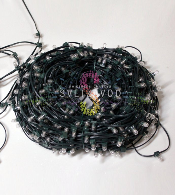 Детальное фото светодиодной гирлянды Клип Лайт 12В, фиксинг, мульти, 666 LED, 100м, темно-зеленый ПВХ, с защитными колпачками на диодах, степень защиты IP64