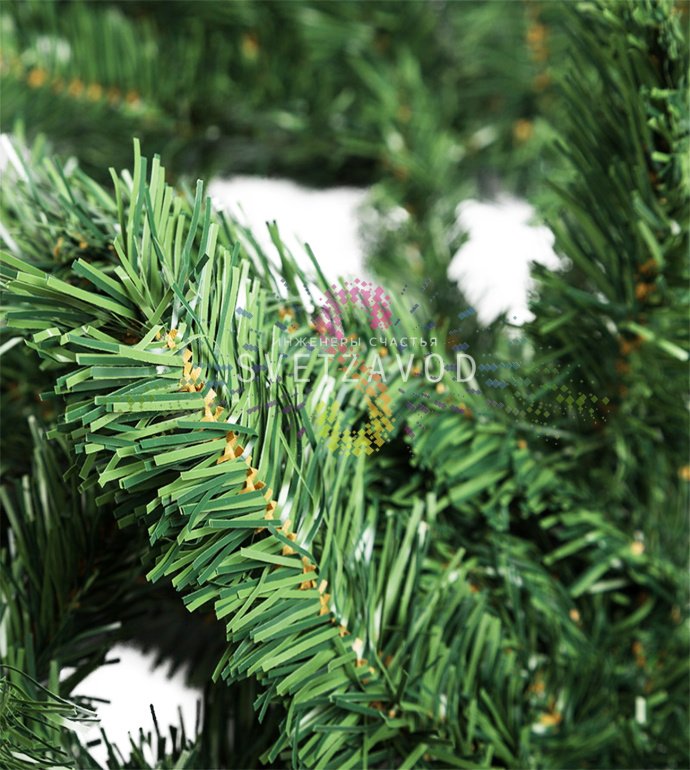 Детальное фото искусственного елового шлейфа Neon-Night длиной 2,7 м. Видны многочисленные мягкие ветки ПВХ, упаковка.