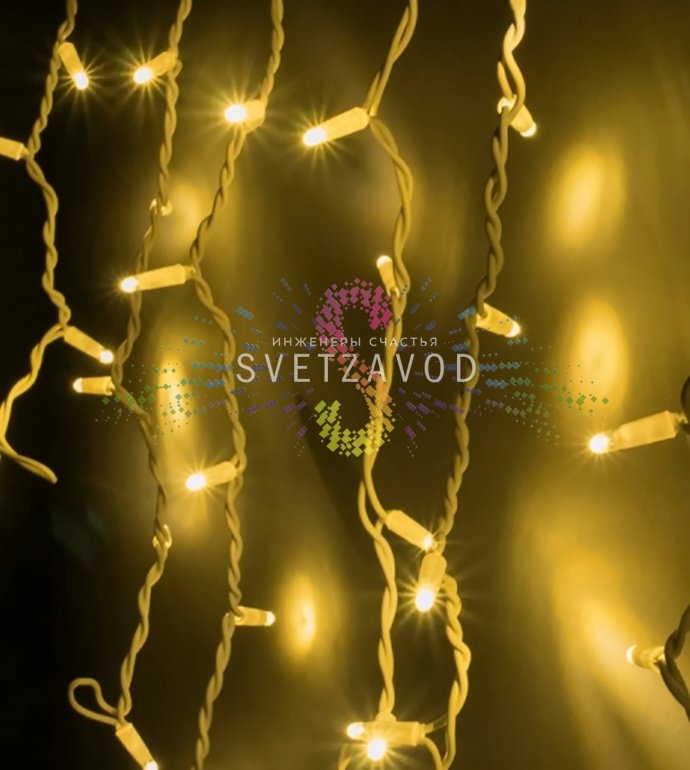 Детальное фото светодиодной бахромы Айсикл: горизонтальный кабель 4.8м с вертикальными нитями разной длины (50/60/50/40 см), белый каучуковый провод, теплые белые светодиоды.