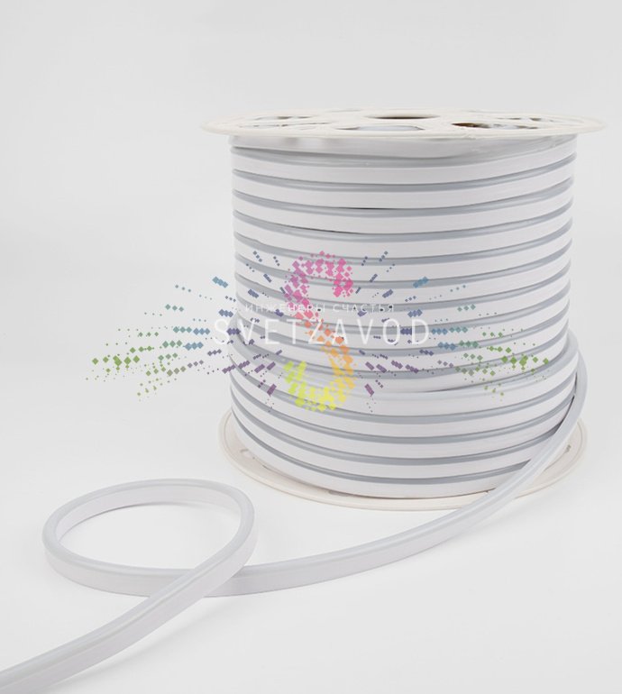 Крупный план светящегося синего гибкого неона Led Neon Flex прямоугольного сечения 8х16 мм, степень защиты IP65.