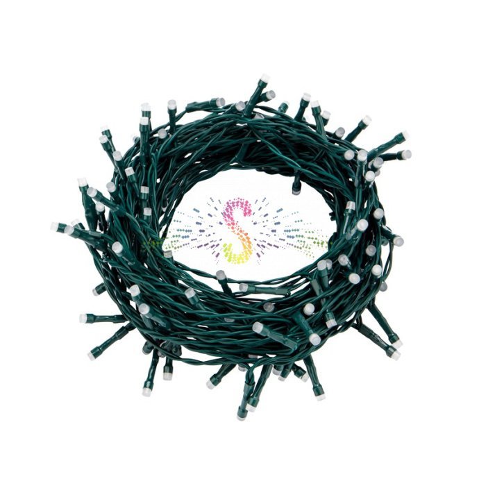 Детальное фото умной Wi-Fi гирлянды Твинкл Лайт длиной 18 метров с зеленым ПВХ проводом и 120 RGB светодиодами, демонстрирующее упаковку и блок питания.
