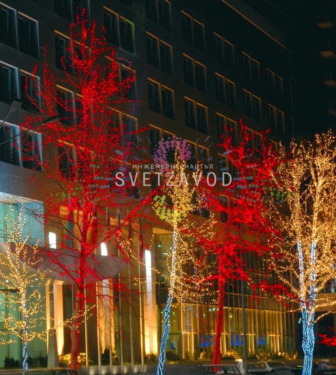 Комплект светодиодной гирлянды Клип Лайт Спайдер: три черных провода по 20 метров с желтыми светодиодами, блок питания и разветвитель.