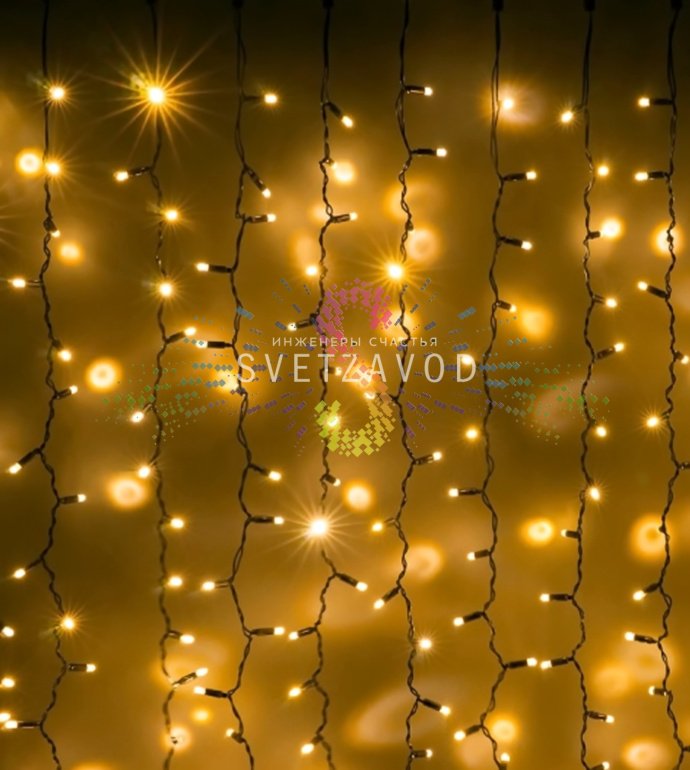 Детальное фото светодиодного занавеса Дождь 2х6м: видны черные ПВХ провода, теплые белые светодиоды, мерцающий эффект, коннекторы для соединения.