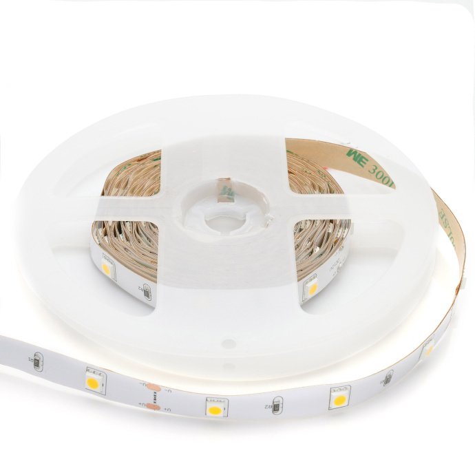 Светодиодная лента 12В SMD5050 30д/м тёплый белый 3000K, выключатель на проводе, блок питания 48Вт