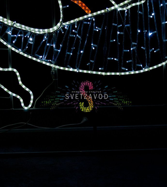 Детальное фото светодиодной композиции 'Лунная принцесса' 2D размером 200х200 см. Видны металлический каркас, светодиодные гирлянды и дюралайт. Фигура предназначена для уличного использования. Детальное фото светодиодной композиции 'Лунная принцесса' 2D размером 200х200 см. Видны металлический каркас, светодиодные гирлянды и дюралайт. Фигура предназначена для уличного использования.