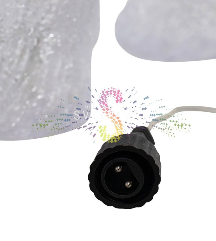 Детальное фото акриловой 3D-фигуры Северный олень с 380 светодиодами, металлическим каркасом и блоком питания 24В. Видны крепления для уличного монтажа. Детальное фото акриловой 3D-фигуры Северный олень с 380 светодиодами, металлическим каркасом и блоком питания 24В. Видны крепления для уличного монтажа.