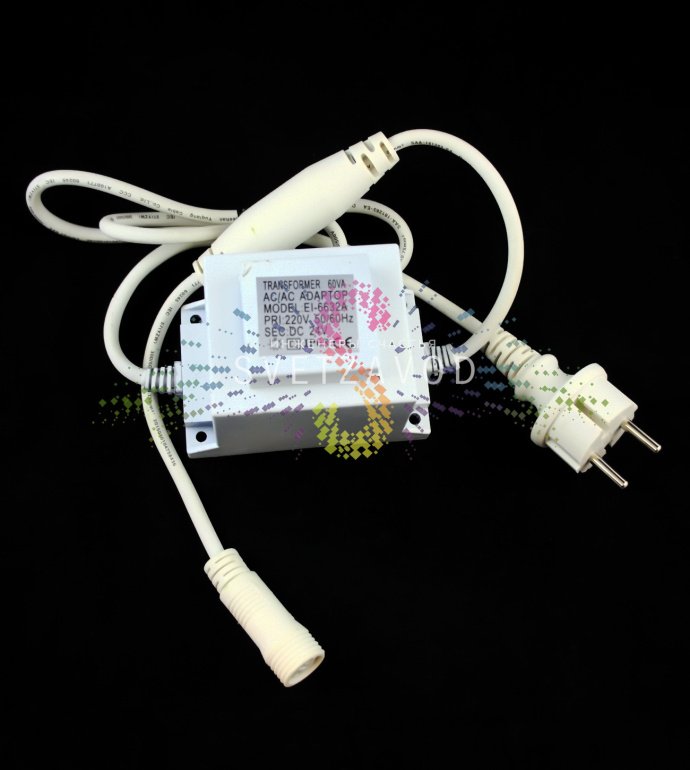 Детальное изображение универсального блока питания 24В 60Вт арт. SGG-871 белого цвета, с маркировкой степени защиты IP68.