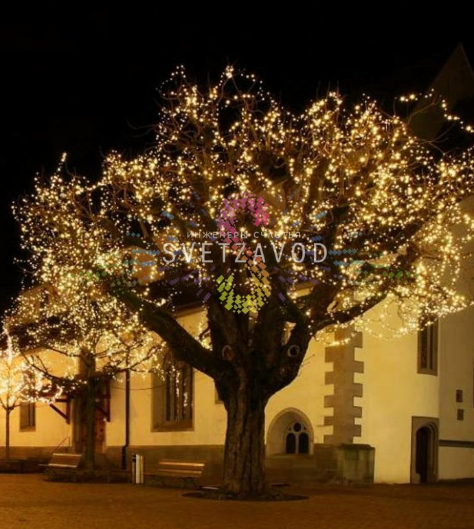 Детальное фото комплекта уличной светодиодной гирлянды Клип Лайт Спайдер: 5 нитей черного провода по 20м, диоды теплого белого света, разветвитель и блок питания 220/24В.