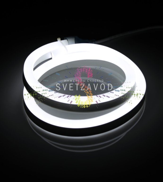 Крупный план светодиодного гибкого неона Led Neon Flex 12х25 мм с матовой ПВХ оболочкой, светодиодами SMD2835 и маркировкой.