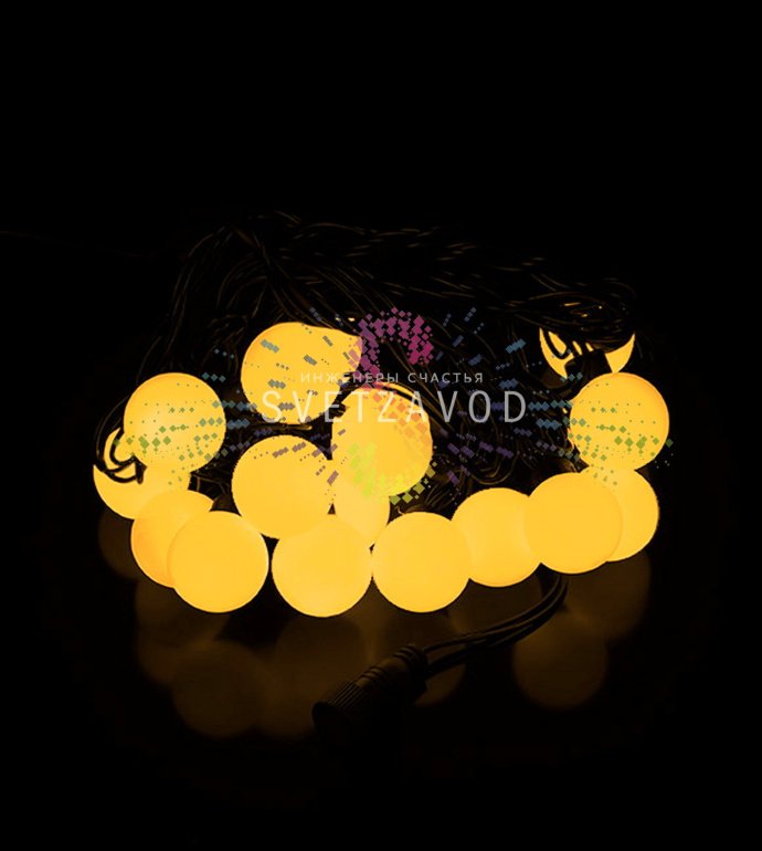 Детальное фото гирлянды Шарики SML-245: черный ПВХ шнур, 18 шарообразных плафонов с теплыми белыми светодиодами, блок питания в комплекте.