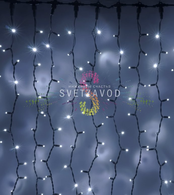 Детальное фото светодиодного дождя 2х6м: горизонтальный шлейф с 20 вертикальными нитями, черные каучуковые провода, светодиоды с защитными колпачками.