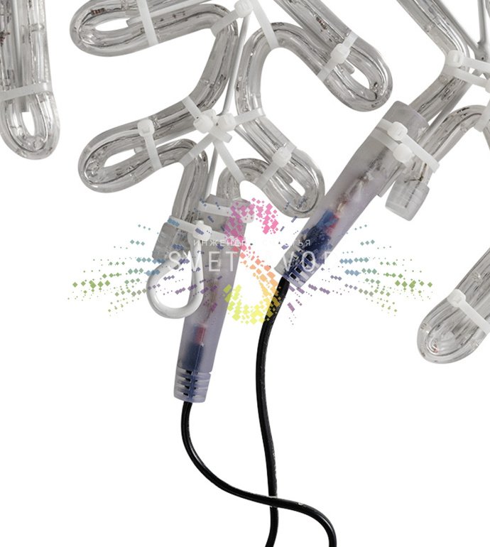 Детальное фото светодиодной снежинки 60 см на металлическом каркасе. Видны светодиоды, контроллер и крепление.