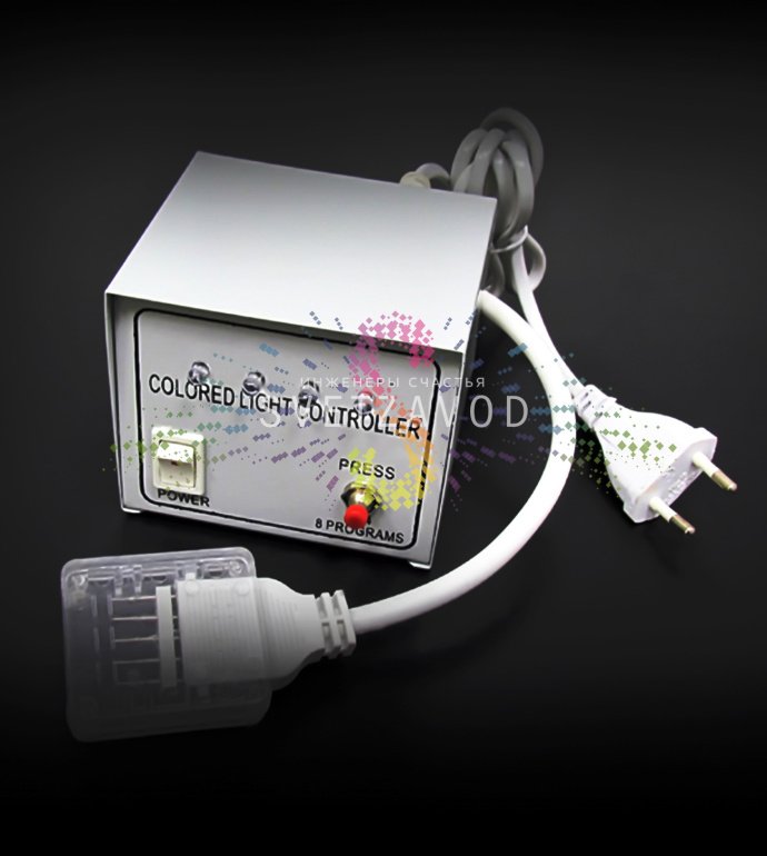 Детальное фото контроллера для дюралайта мощностью 5W, размерами 11х28 мм, с разъемами для 5-жильного провода, в упаковке.