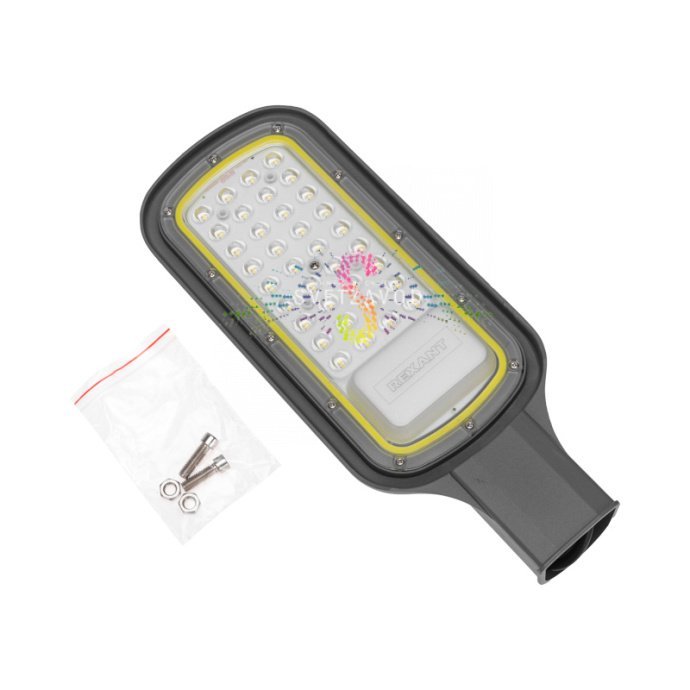 Детальное изображение уличного консольного светильника ДКУ-03 Rexant: черный алюминиевый корпус, прозрачный рассеиватель, крепление для монтажа на опору.