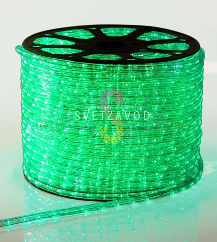 Крупный план гибкого светодиодного дюралайта диаметром 13 мм с зелеными светодиодами внутри прозрачной ПВХ трубки, демонстрирующий равномерное свечение. Крупный план гибкого светодиодного дюралайта диаметром 13 мм с зелеными светодиодами внутри прозрачной ПВХ трубки, демонстрирующий равномерное свечение.