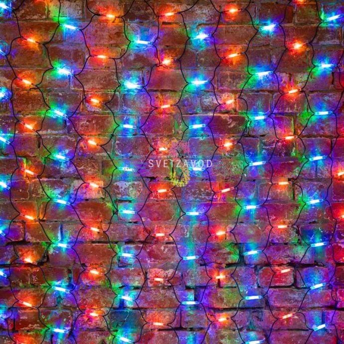 Детальное фото гирлянды сети Neon-Night: прямоугольная сетка из ромбов с красными, желтыми, зелеными и синими светодиодами на черном влагозащищенном каучуковом проводе.