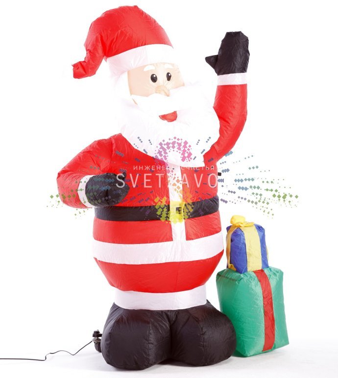 Детальное фото надувной фигуры Деда Мороза 120 см. Видны прочный ПВХ, светодиодная подсветка, компрессор и крепления в комплекте. Фигура установлена на улице.