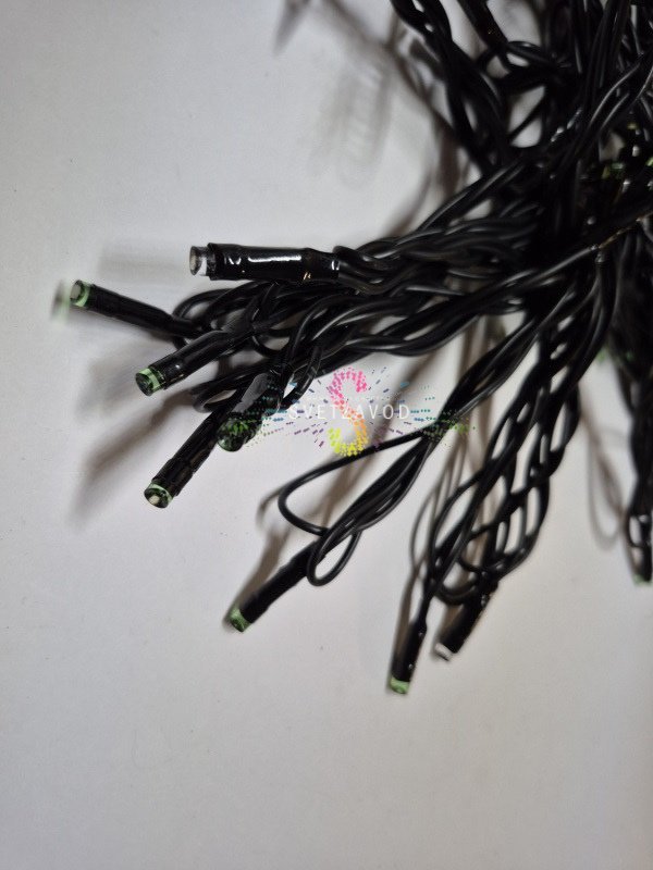 Детальное фото Клип Лайт Спайдер SSP-379: 5 нитей по 20 метров с зелеными мерцающими светодиодами, черный ПВХ провод, блок питания.